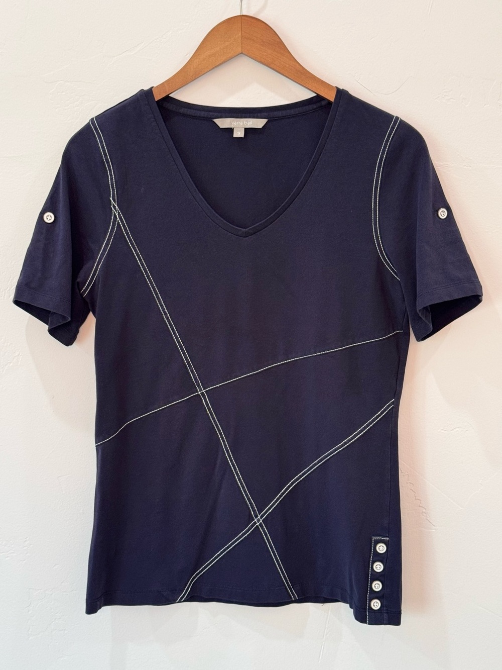 Yarra Trail Navy V-Neck Short Sleeve Top White Contrast Stitching Women's Size S